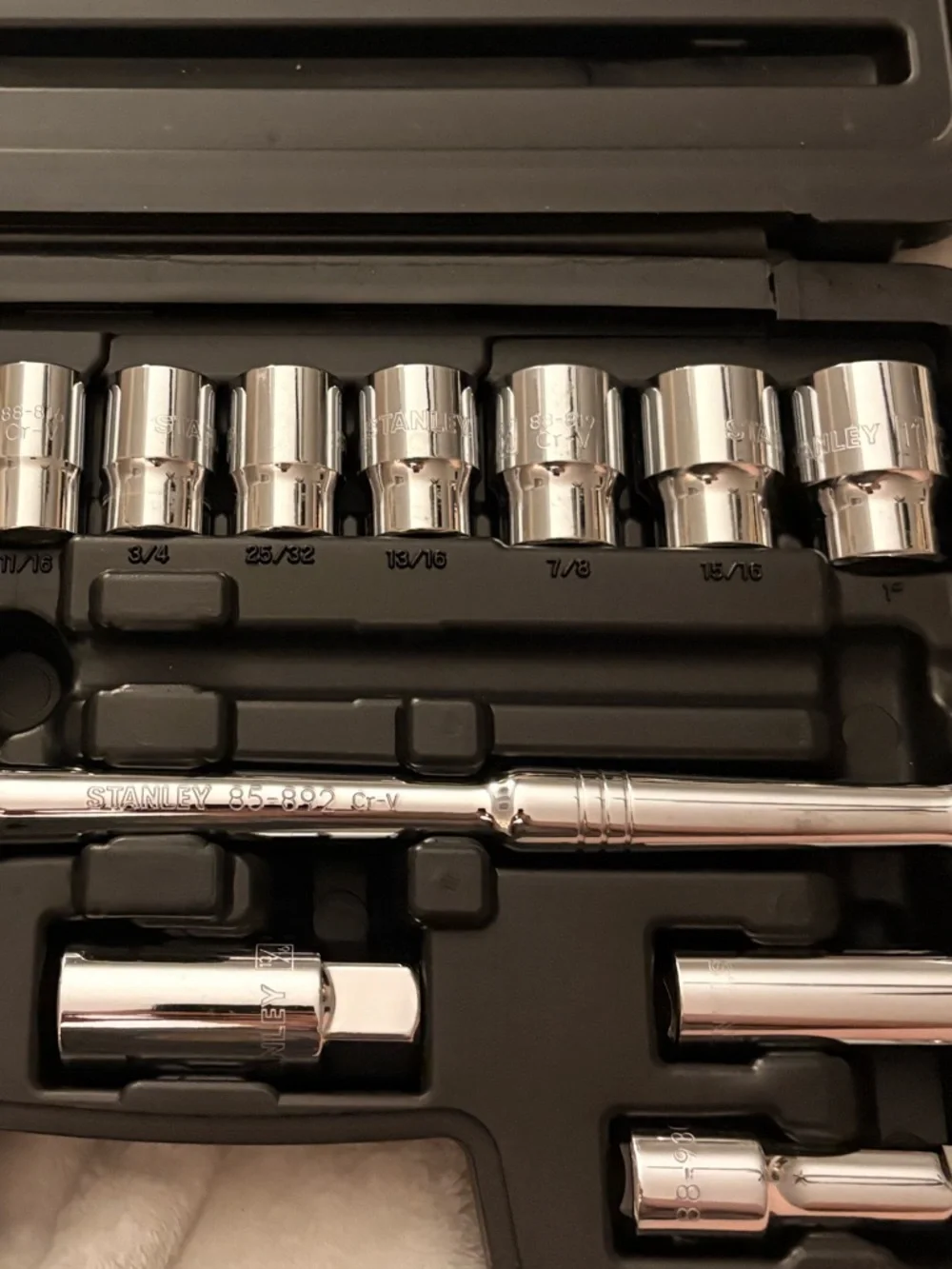 Stanley Chrome Socket Wrench Set in Black Case - Picture 4 of 4